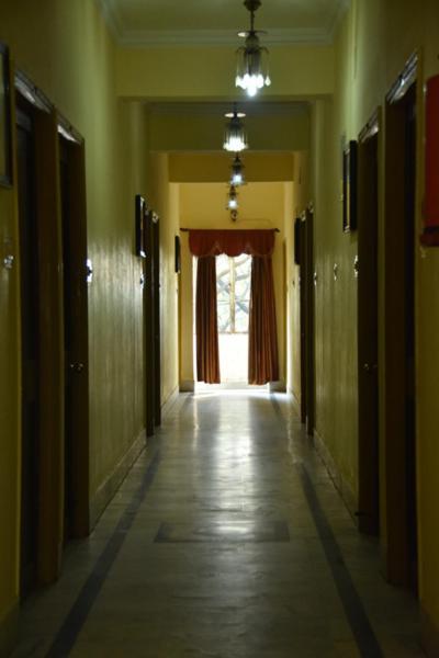 Hotel Sambit Palace Μπουμπάνεσβαρ Εξωτερικό φωτογραφία